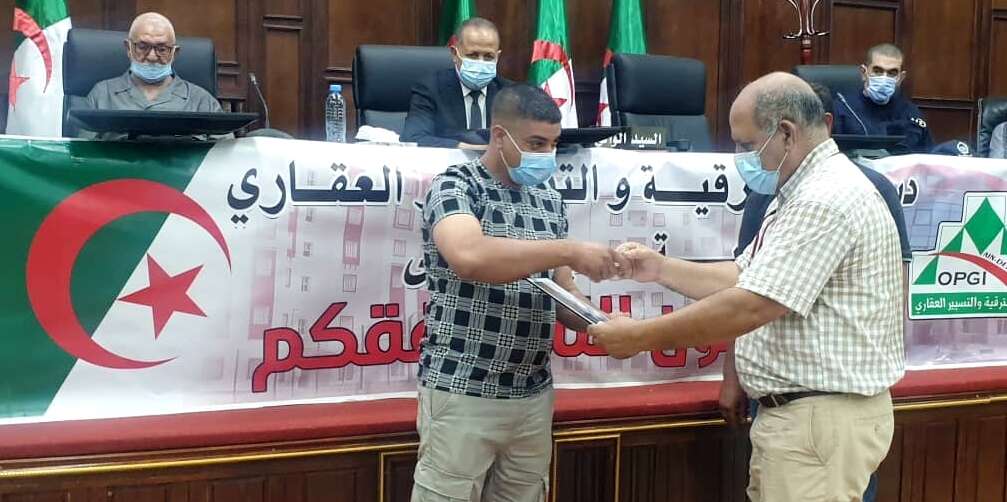 توزيع 3000 وحدة سكنية بمختلف الصيغ بمناسبة ذكرى 20 أوت