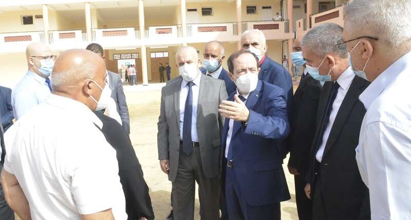 بلعابد يأمر بالسهر على تطبيق البرتوكول الصحي بالمطاعم المدرسية