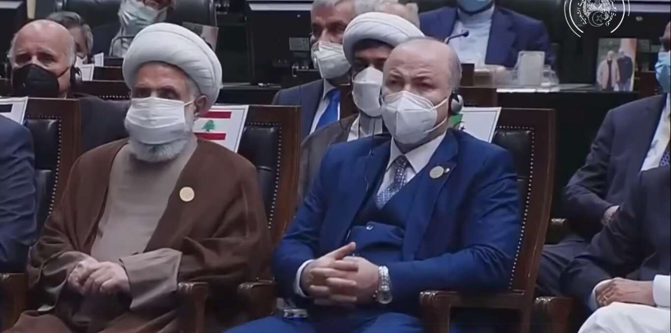 بن عبد الرحمان يشارك في أداء اليمين الدستورية للرئيس الإيراني الجديد