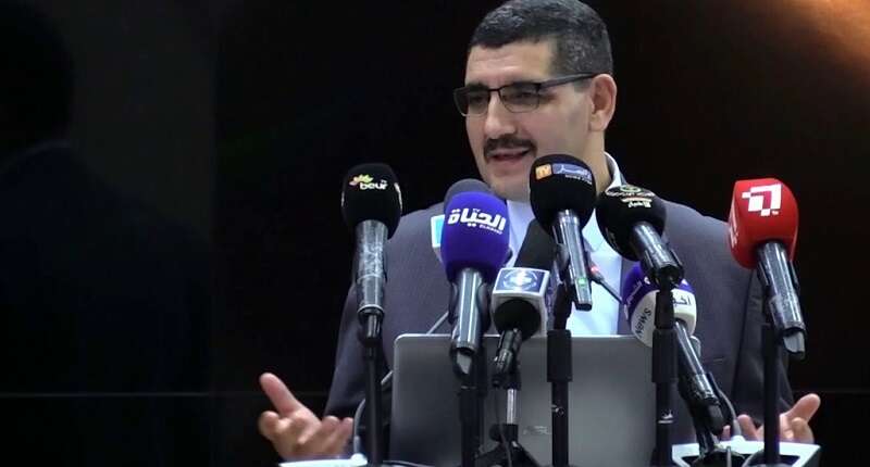 بكاي يطالب بإعادة بعث مؤسسات النقل البحري