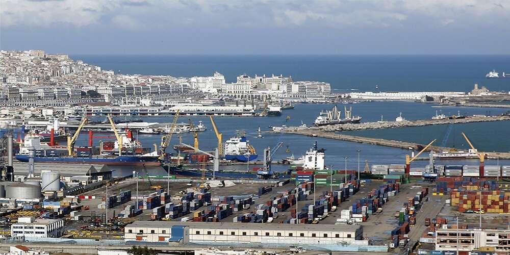 وزير النقل يُشدد على أهمية ترقية عمل الموانئ الجزائرية إلى المعايير الدولية
