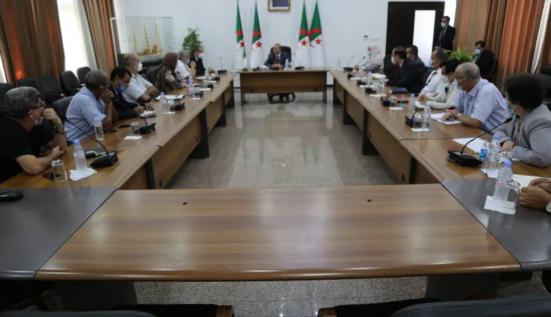تنصيب يوسف خوجة وردية رئيسة لديوان وزارة الأشغال العمومية