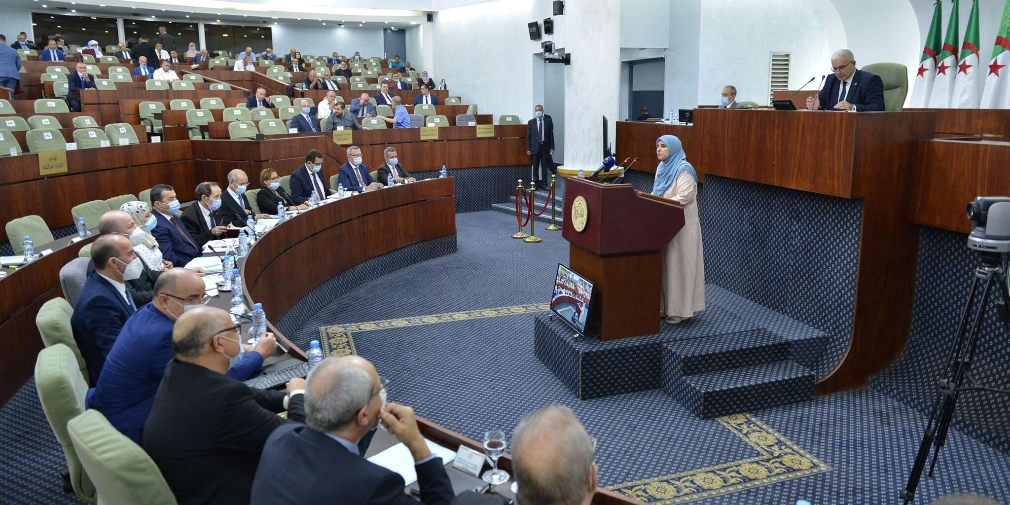 نواب يثمّنون مخطط عمل الحكومة