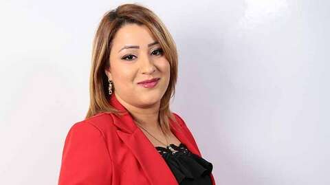 بعد فترة وجيزة من اعلانها اعتزال الفن.. سامية طبوش تعود لنشر فيديوهات جديدة