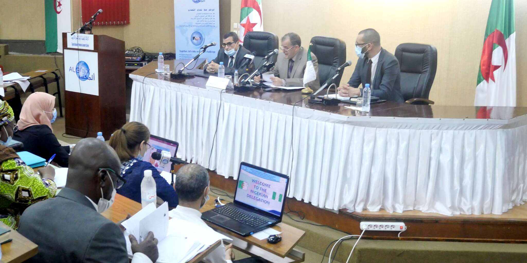 رزيق يدعو الى وضع اطار تنظيمي لمشاريع مشتركة بين الجزائر و نيجيريا