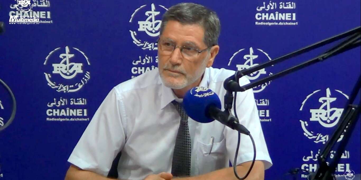 المفتش المركزي بوزارة التربية الوطنية، بلعباس ساعد: “رفع للحجم الساعي وعدد أسابيع الدراسة مع تخفيف في المناهج”