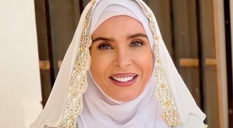 بسبب الراقصة دينا.. نشطاء يهاجمون مسلسل “السيدة زينب”