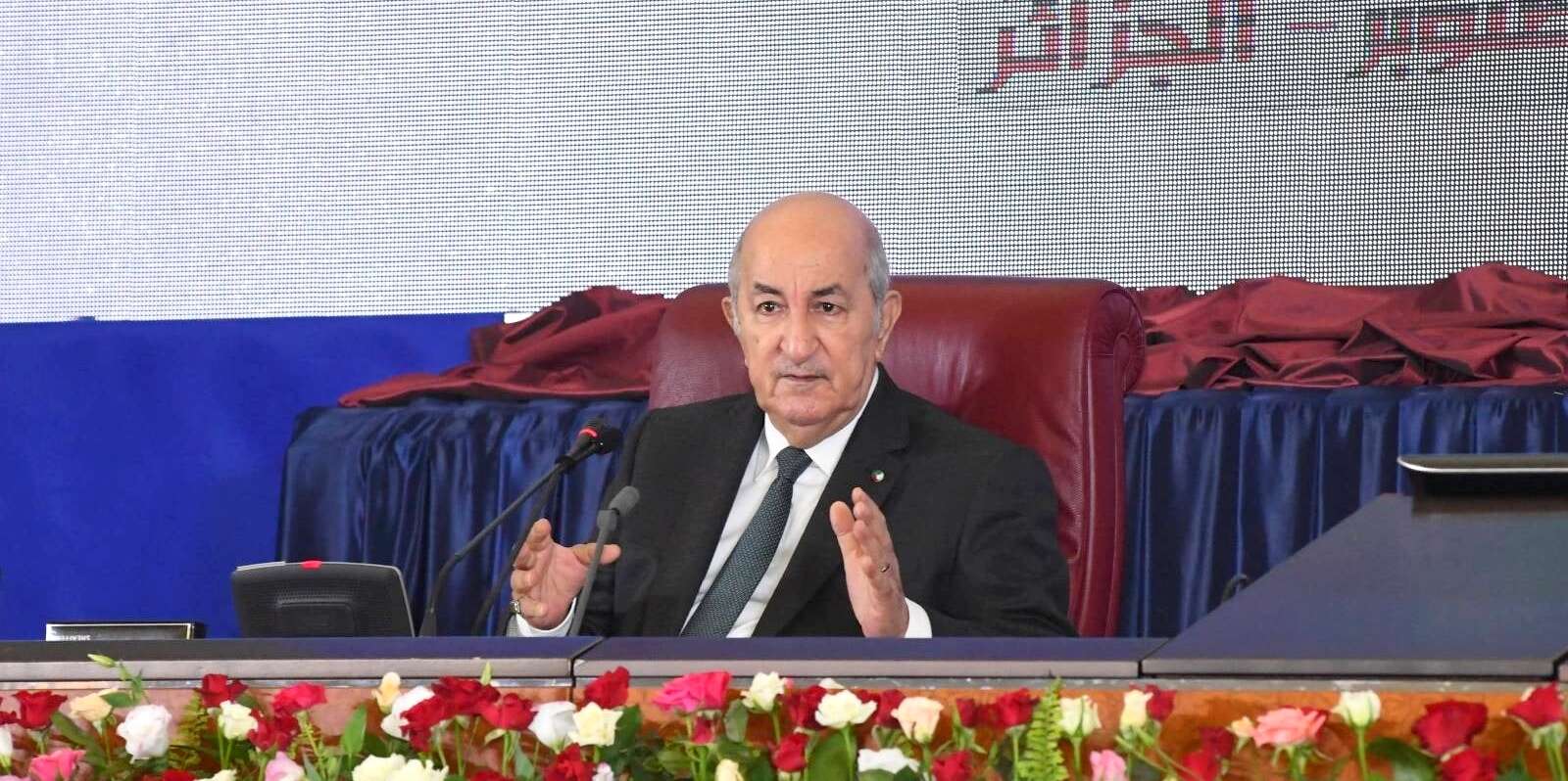 ♦ الجزائر لن تلجأ الى الاستدانة الخارجية…♦  خسرنا 3 ملايير دولار في مشاريع نفخ العجلات.. ♦  الإقتصاد المبني على الريع والمحروقات ليس بإقتصاد