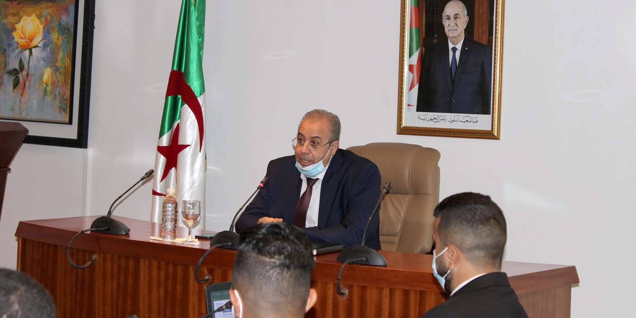 وزير الصناعة يأمر بتوفير الإمكانيات اللازمة لمؤسسة ناشئة لصناعة أول مولد أكسجين بالجزائر