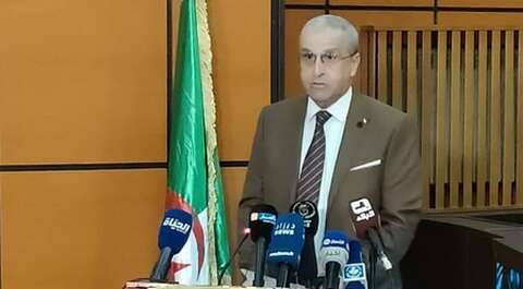 بن زيان: “إعادة بعث اللجان الاستشارية الاستشفائية الجامعية المحلية والوطنية”