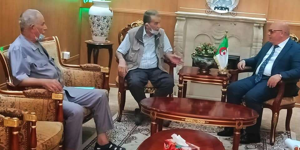 وزير المجاهدين يستقبل رئيس مؤسسة ذاكرة الولاية الرابعة