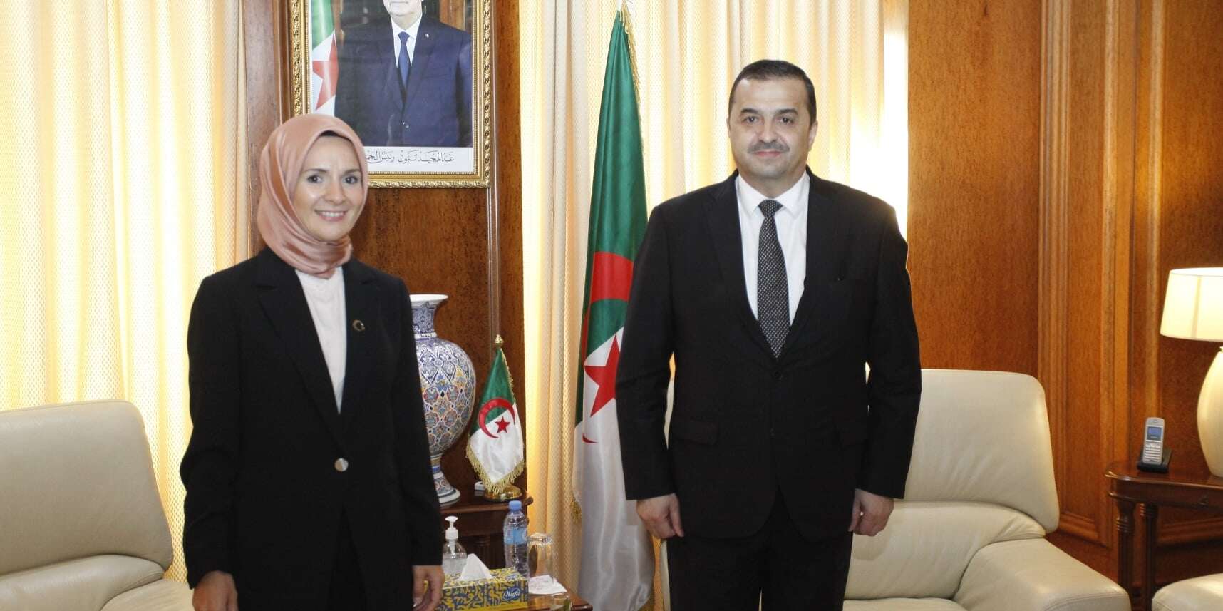 عرقاب يعرض إمكانية تنفيذ استثمارات في التنقيب عن النفط مع تركيا