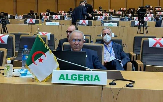 لعمامرة يدعو دول أفريقيا لترشيد استخدام الموارد المالية