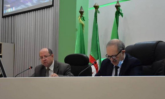 وزارة الفلاحة تؤكد على ضرورة توفير الوسائل الضرورية لإنجاح موسم 2021-2022