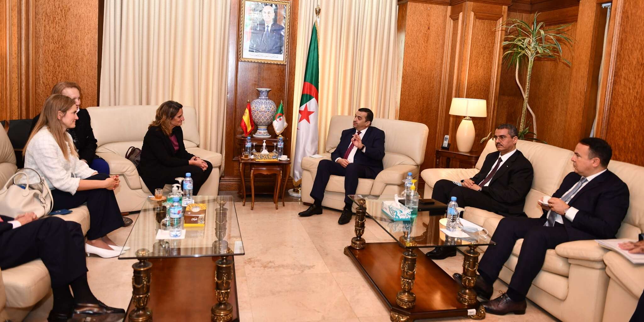 إسبانيا تعبر عن استعداد الجزائر لتصدير المزيد من الغاز إليها
