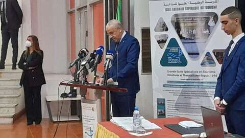 بن زيان يدعو لتفعيل استراتيجيات التعاون مع قطاع السياحة وعصرنة التكوين