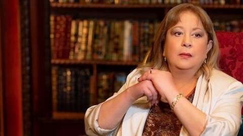 أعلنت ندمها على هذه المرحلة.. سمية الألفي تبكي على الهواء