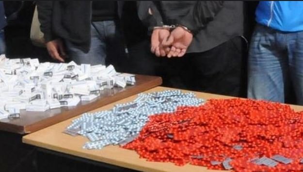 تيبازة: توقيف 3 تجار مهلوسات وحجز 1076 قرص مهلوس 