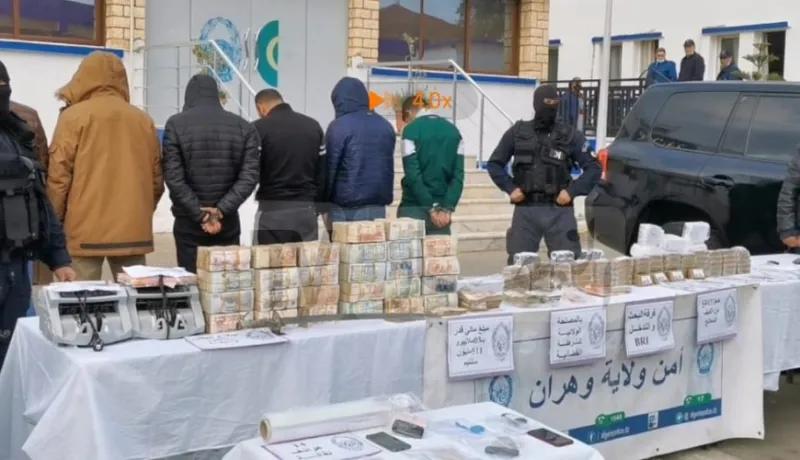 وهران: حجز 13 كلغ كيف وتوقيف 7 مهربين للمخدرات بينهم إبن بارون 