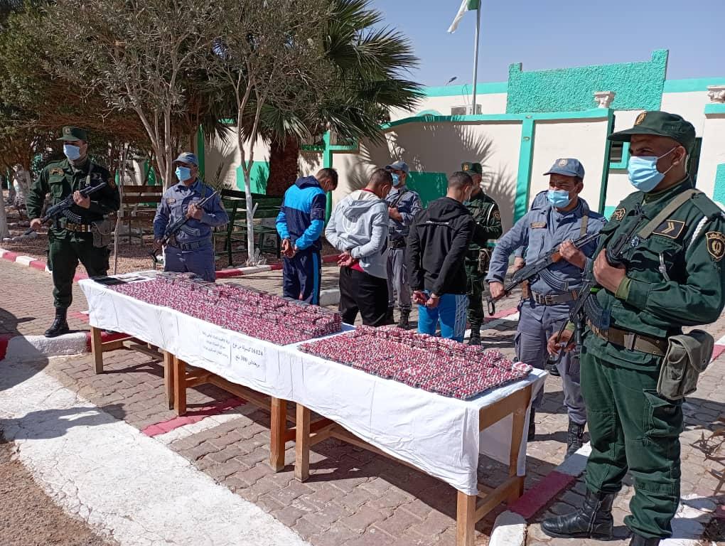 غرداية: حجز 16 ألف كبسولة مهلوسات وتوقيف 3 أشخاص