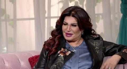 نجوى فؤاد في وضع صحي صعب “أنا قاعدة على السرير لا أتحرك”