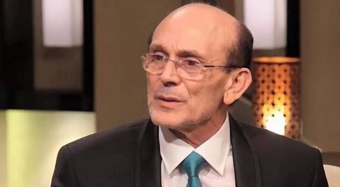 محمد صبحي: المسرح هو 90% من الهواء الذي أتنفسه
