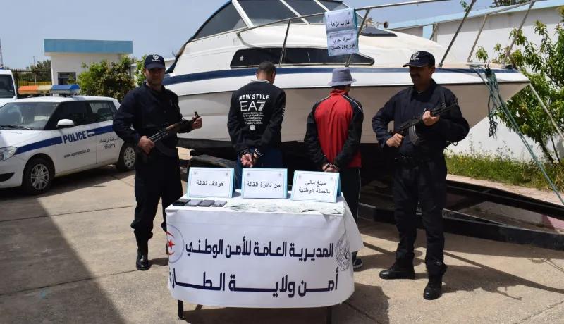 الطارف: الإطاحة بشبكة لتنظيم رحلات الحراقة عبر البحر
