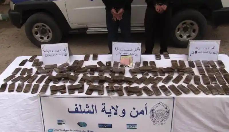 الشلف: توقيف تاجري مخدرات وحجز 14 كلغ كيف