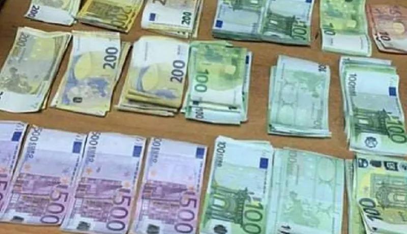 توقيف 32 متورطا في تهريب العملة الصعبة وحجز مبالغ كبيرة خلال 3 أشهر