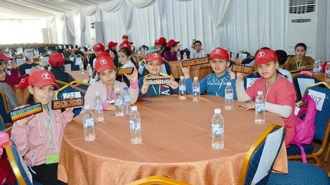 نوابغ مدرسة الخوارزمي بالأخضرية يتوجون في البطولة الوطنية لـ “السوروبان”
