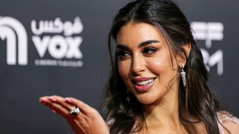 التسلق وراء الفنانات من أجل الشهرة.. فصول الرواية تبدأ بعد الطلاق