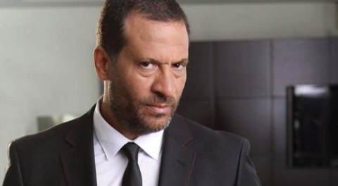 ابنة ماجد المصري تُفاجئ الجمهور وتخلع حجابها قائلة: ادعولي ربنا يردني له إن شاء الله