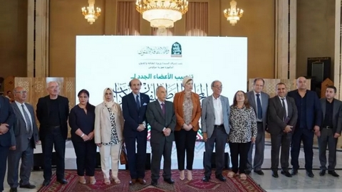 مولوجي تشدد على “الدور المحوري للفنان في الحفاظ على الهوية الجزائرية