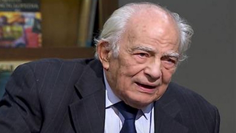 رشوان توفيق: “إشاعة موتي تسعدني”