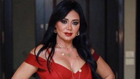 رانيا يوسف تعترف: “تمنيت لو لم أتزوج قبل عمر الـ 30”