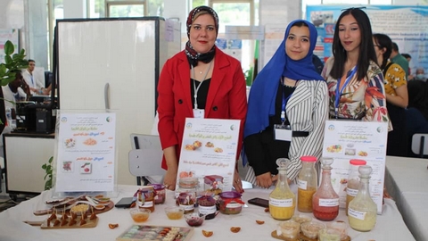 نظمتها جمعية “ضع بصمتك”.. 77 أرملة وماكثة بالبيت تستفدن من ورشة المشاريع المنزلية