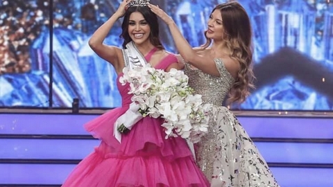 ياسمينا زيتون أول ملكة لجمال لبنان منذ أربع سنوات