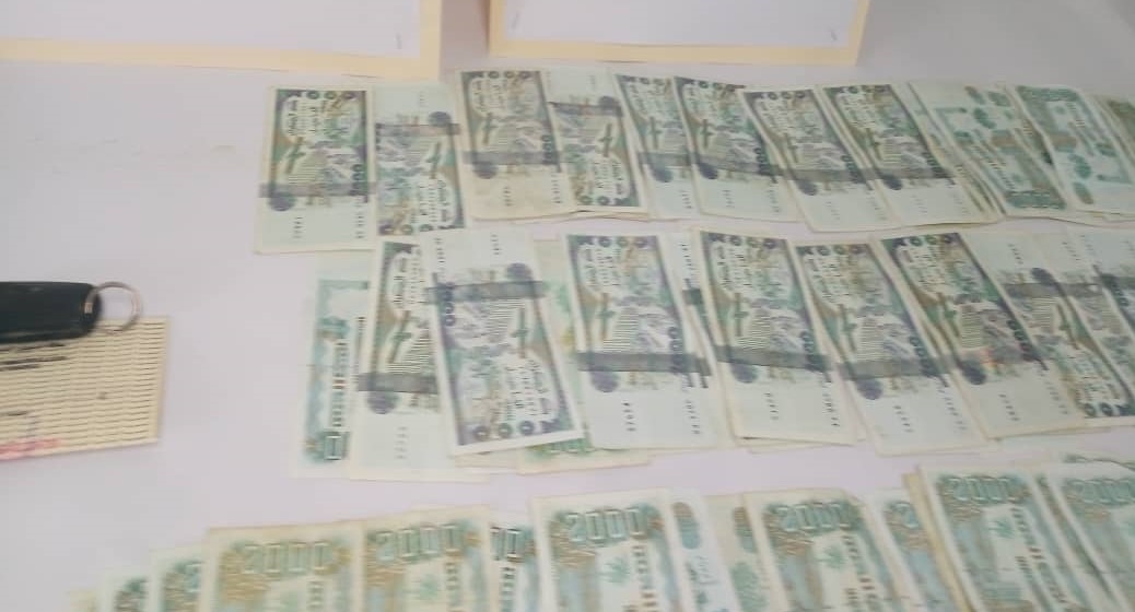 تبسة: الإطاحة بشبكة لتزوير الأوراق النقدية واسترجاع 14 مليون سنتيم أوراق نقدية مزورة