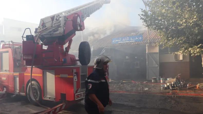 العاصمة: إخماد حريق بمستودع العتاد الحضري لمؤسسة “ورشات الجزائر”