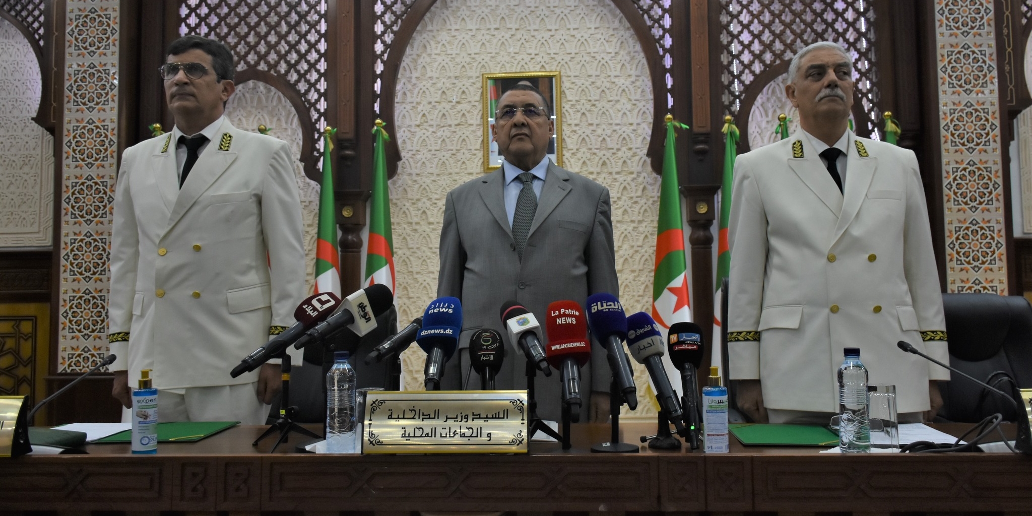 الوزير مراد يدعو الى ترقية تسيير الجزائر العاصمة