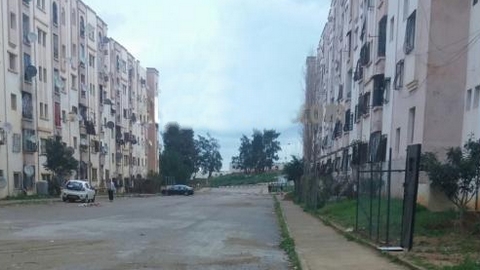 سكان حي “50 مسكن” بأولاد موسى يطالبون بالإنارة العمومية