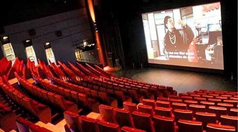 الدولة تفتح ذراعيها للقطاع الخاص في تسيير القاعات السينمائية