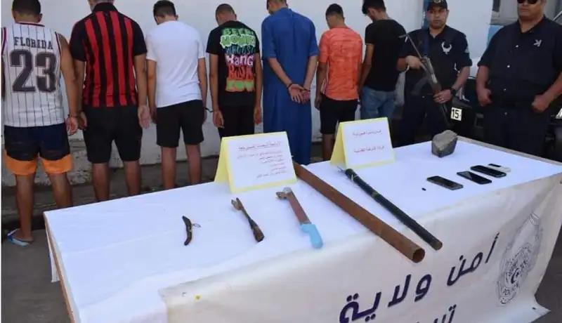 مجموعة لصوص تعتدي على صيادي سفينة وتسطو على 60 صندوق سردين بميناء قوارية 