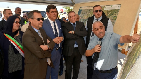 وزير الأشغال العمومية يقف على وضعية الأشغال