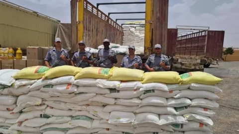 تمنراست: حجز 43.000 كلغ فرينة و 1.600 لتر مازوت موجهة للتهريب