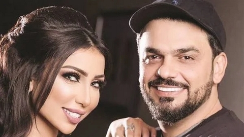 دنيا بطمة تكشف خيانة زوجها لها للعلن