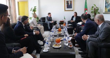 مباحثات حول التعاون بين الجزائر والنرويج بمجال البيئة والطاقات المتجددة