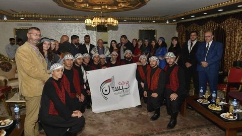 بمعية طلبة جزائريين.. فرقة “بيسان للفنون الشعبية الفلسطينية” تجوب أرجاء الوطن