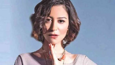 أزمة جديدة تواجه منة شلبي