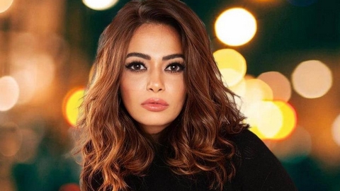 داليا مصطفى تشكو من غلاء الدروس الخصوصية
